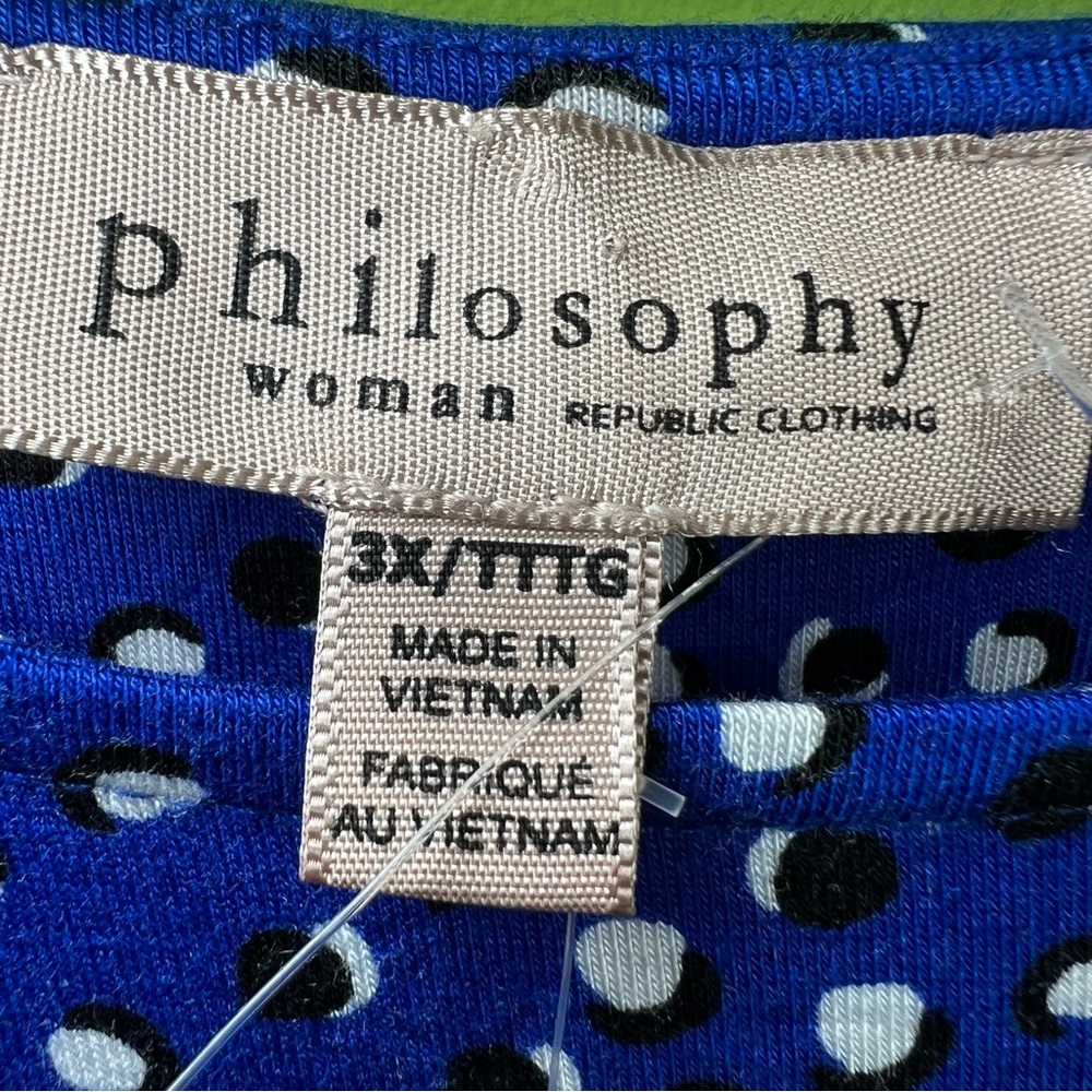Philosophy stretchy crescent half-moon blouse size 3X NWT - Picture 4 of 6